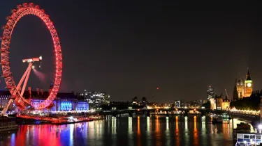 London Eye lit up red