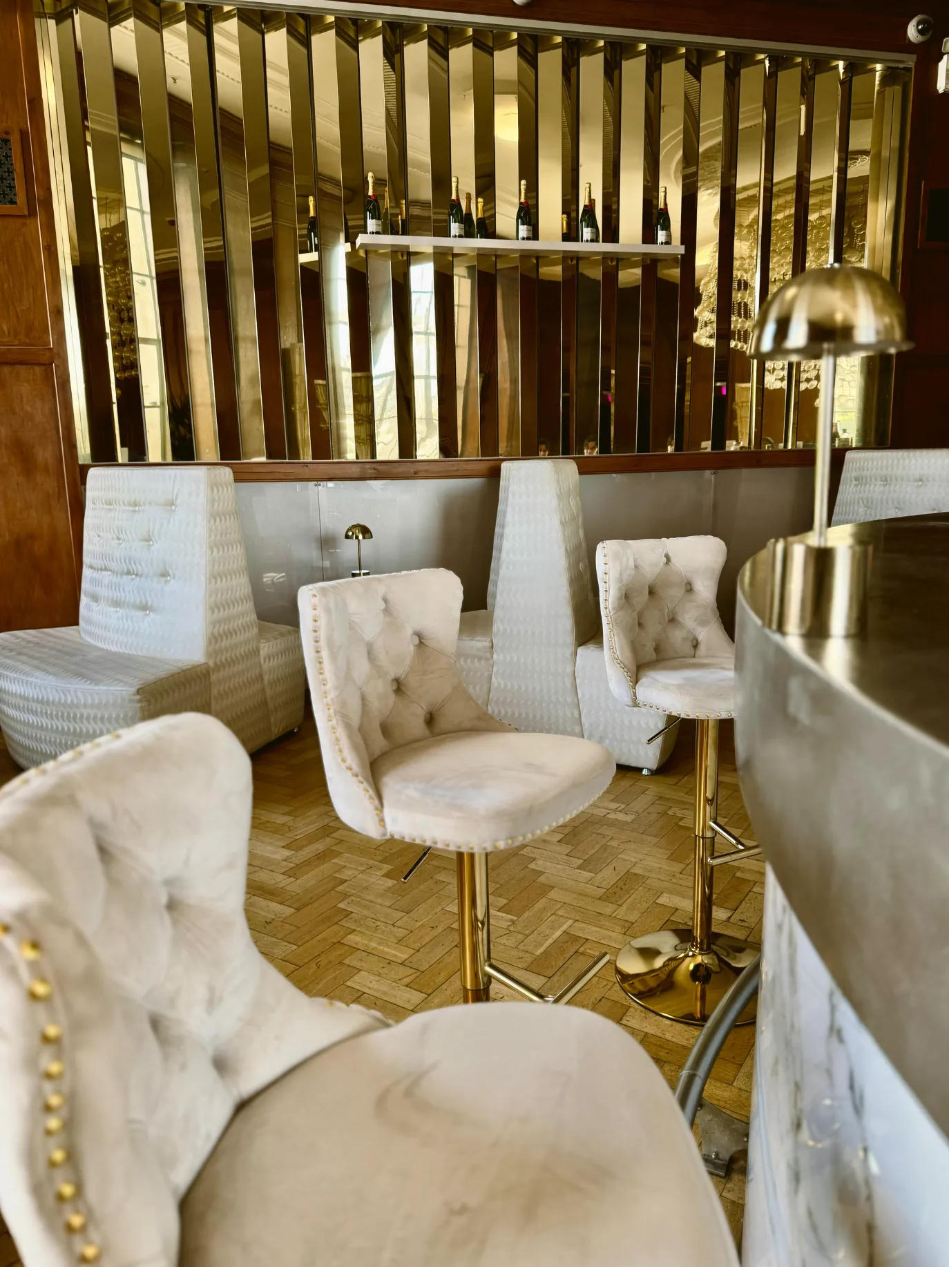Champagne Experience (6) (6)